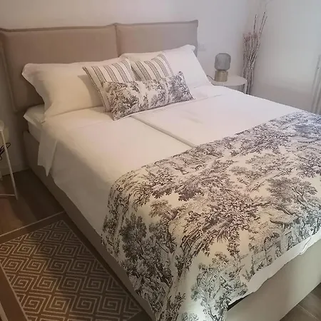 Casa Mi-re-la